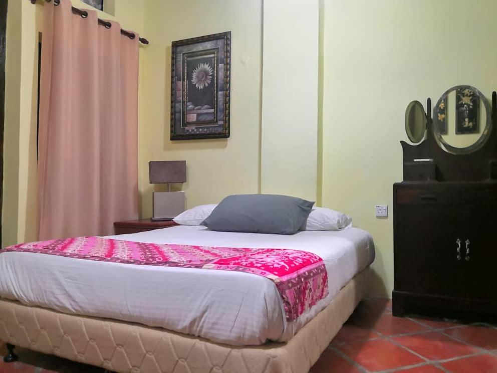 Cintra House Hotel George Town Exterior foto